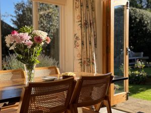 Photo 11- click for photo gallery